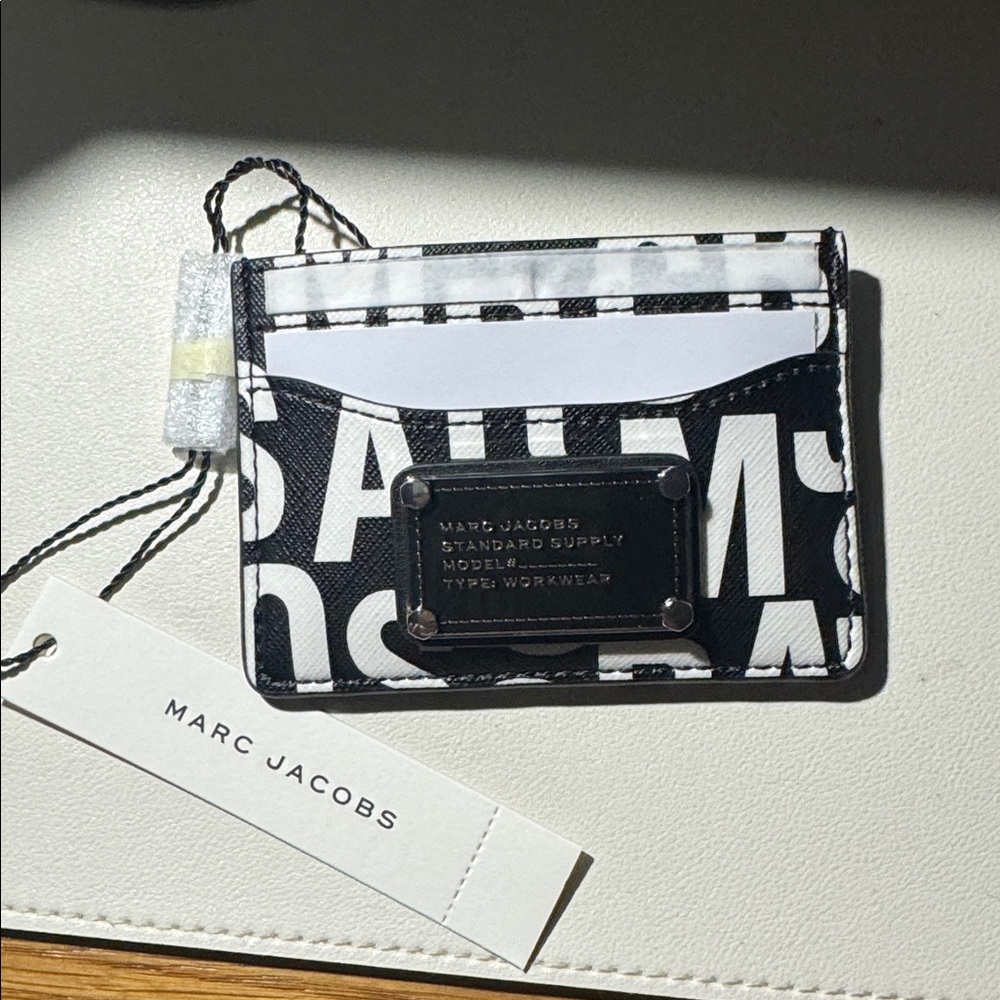 NWT✨ Marc Jacobs Monochrome Card Holder